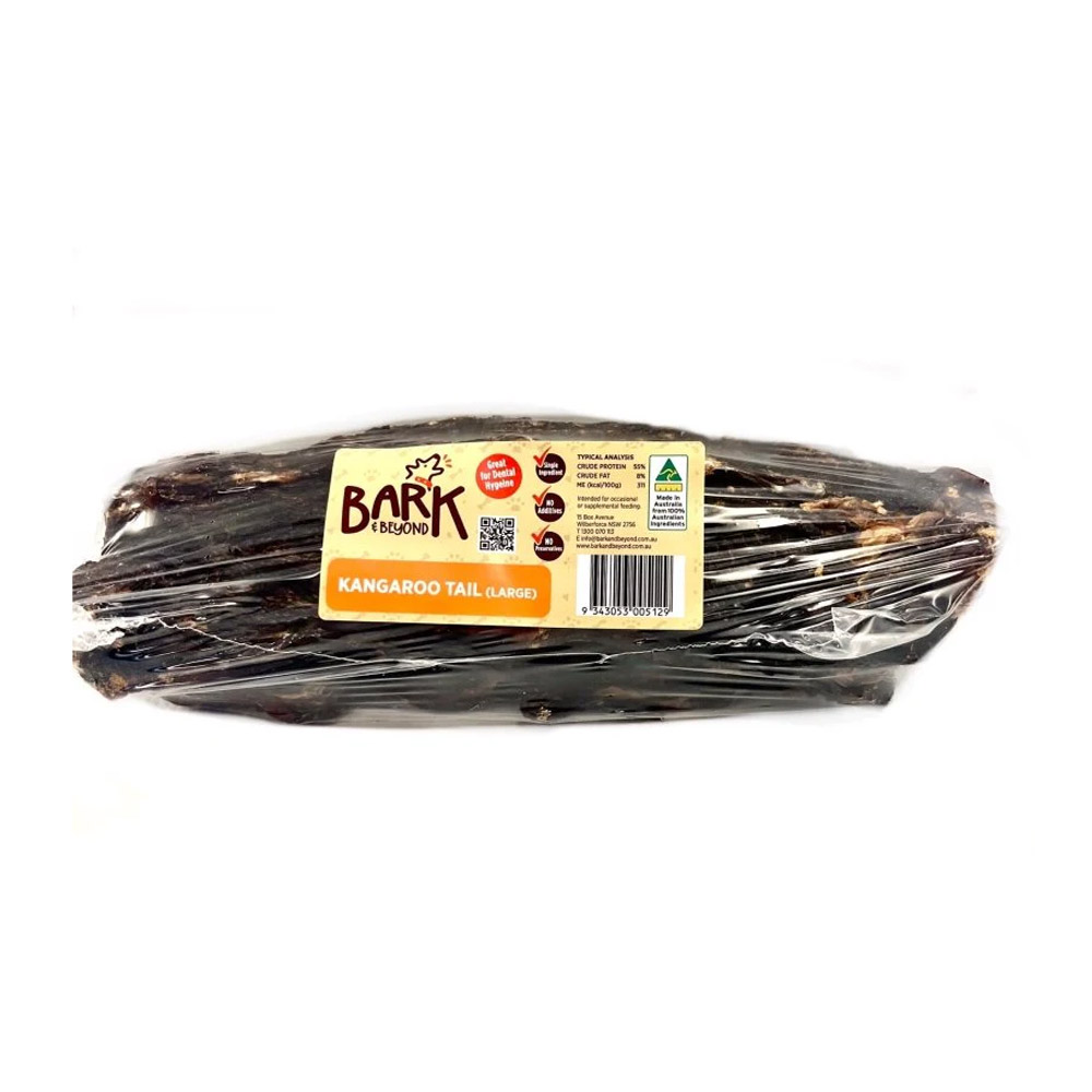 Bark & Beyond Kangaroo Tail Dog Treats  22 Cm