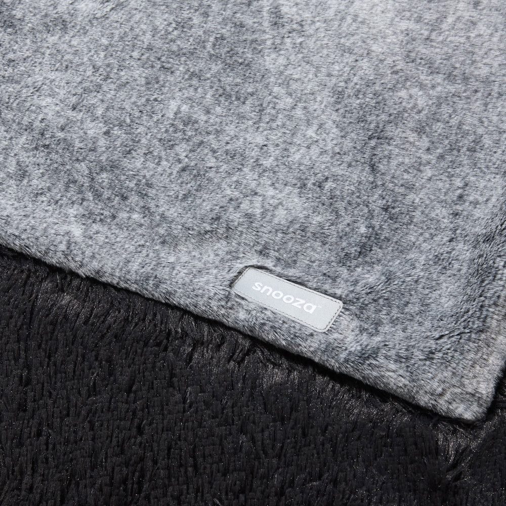 Snooza Calming Waterproof Blanket for Dogs